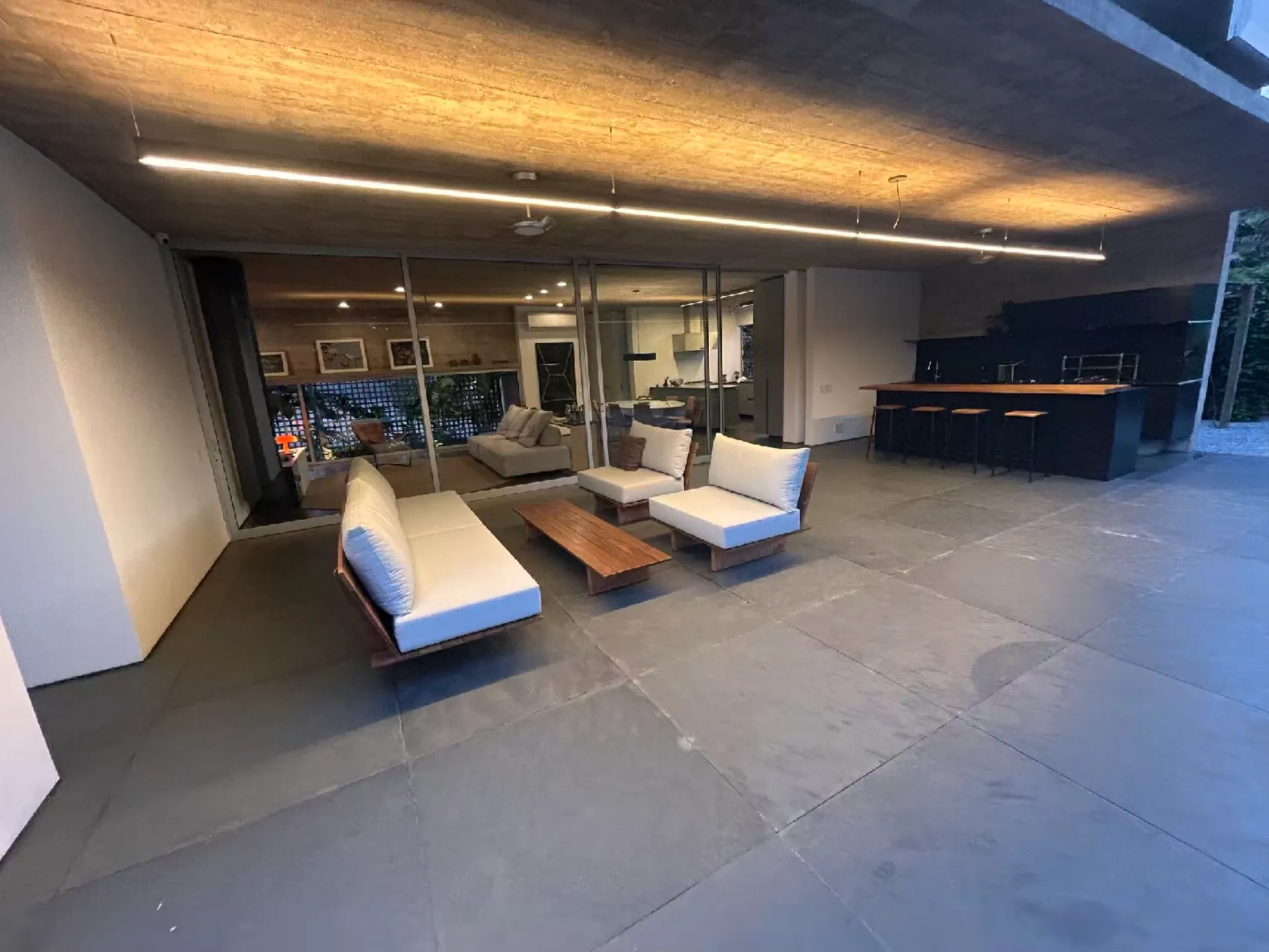 Casa em Bauru com 2100m² e 2 suites, 4 vagas 49