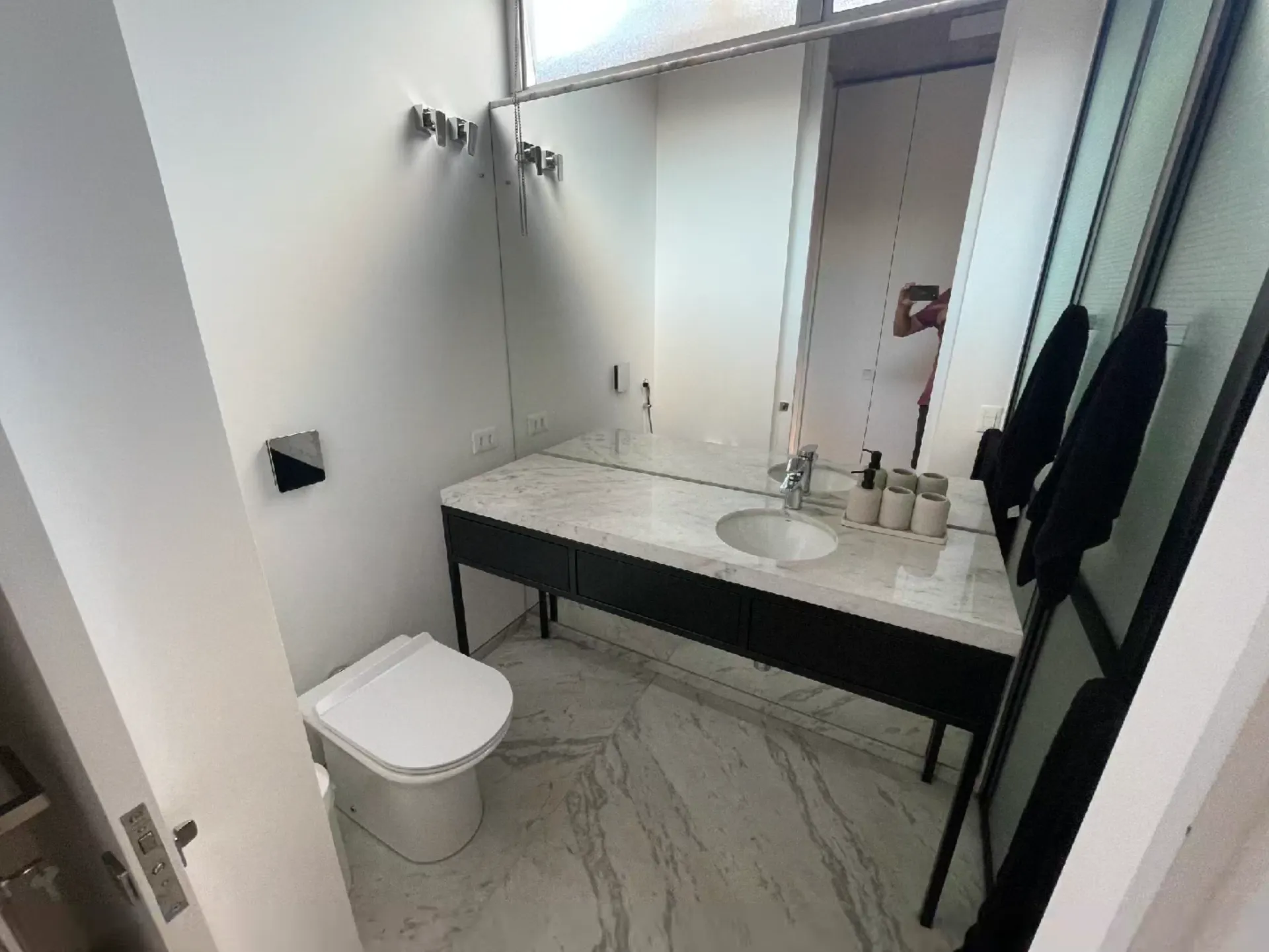 Casa em Bauru com 2100m² e 2 suites, 4 vagas 19