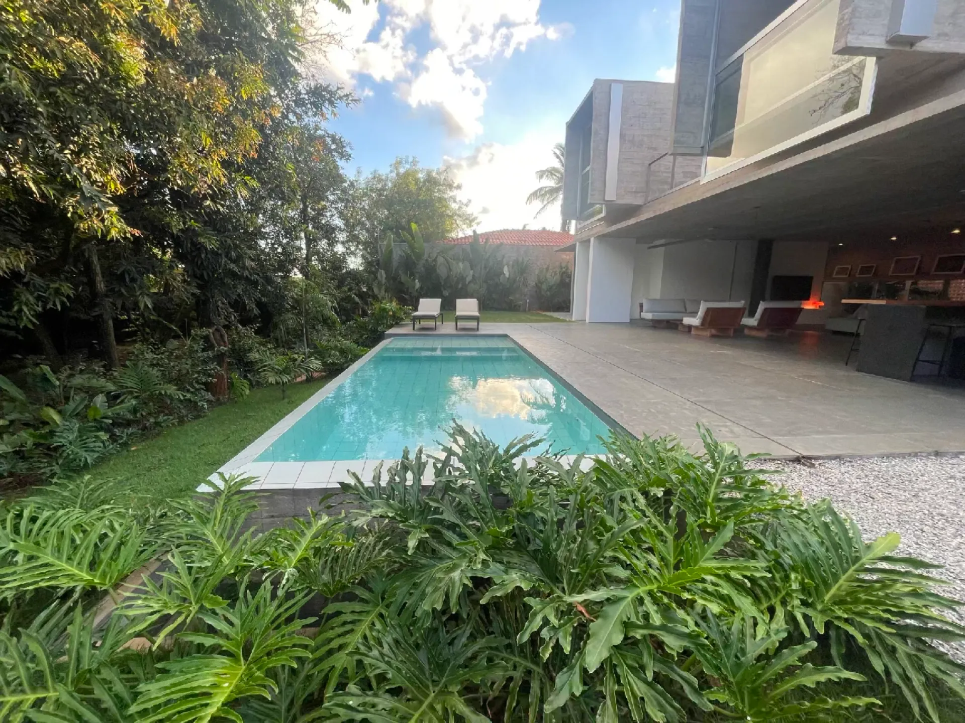 Casa em Bauru com 2100m² e 2 suites, 4 vagas 37