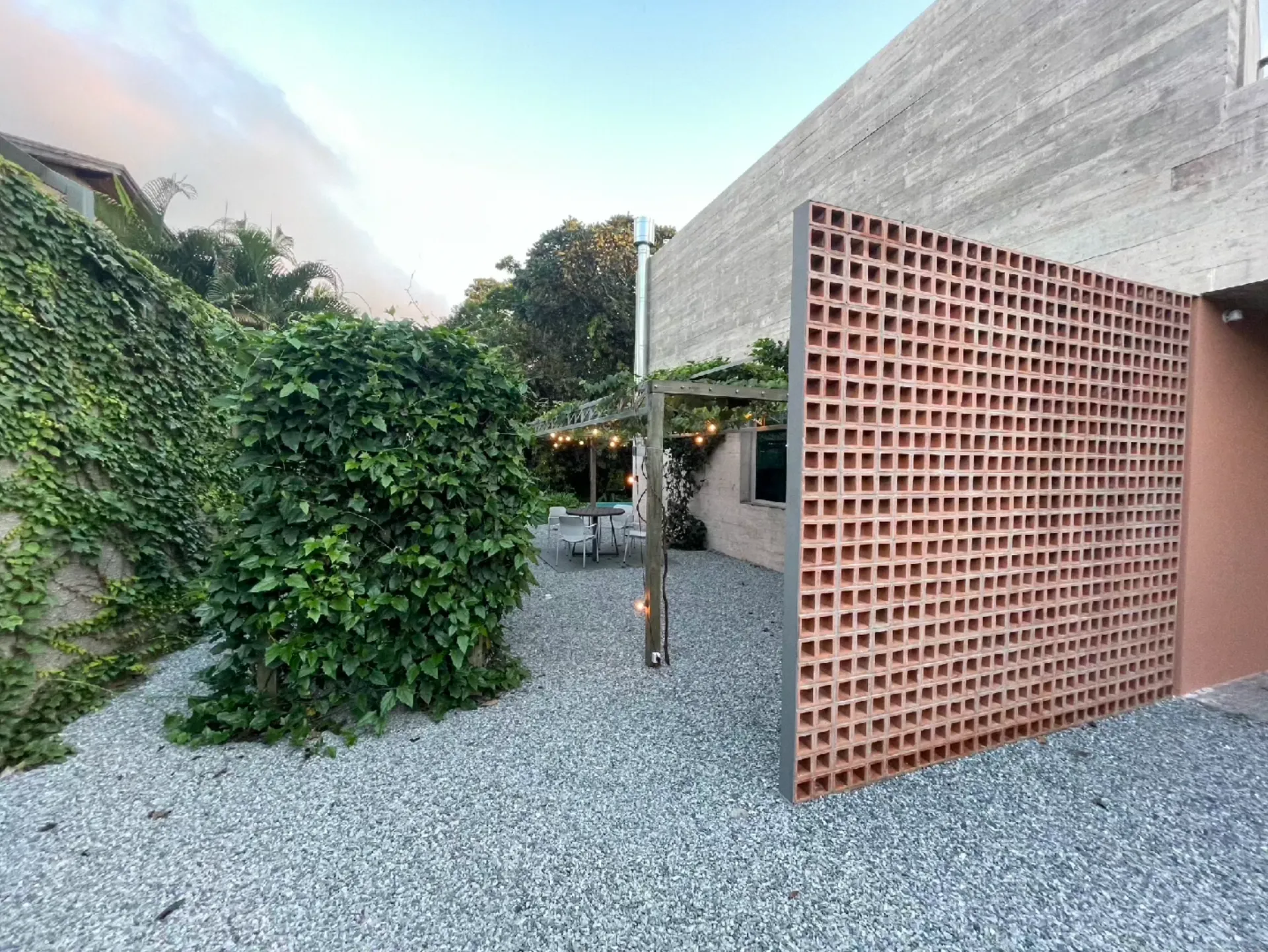 Casa em Bauru com 2100m² e 2 suites, 4 vagas 21
